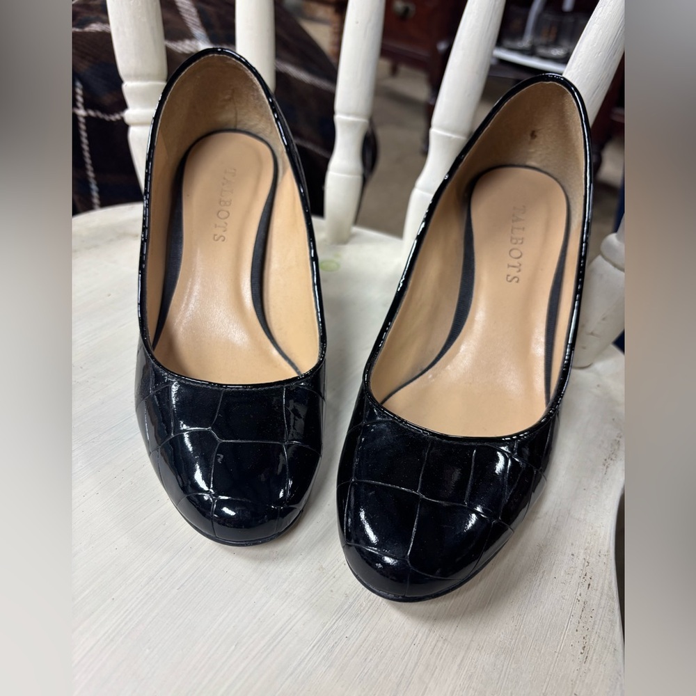 Talbots Kitten Heel Pumps